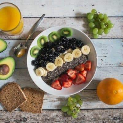 Battling the guilty snacking habit - how to snack healthier - Amazingraze USA