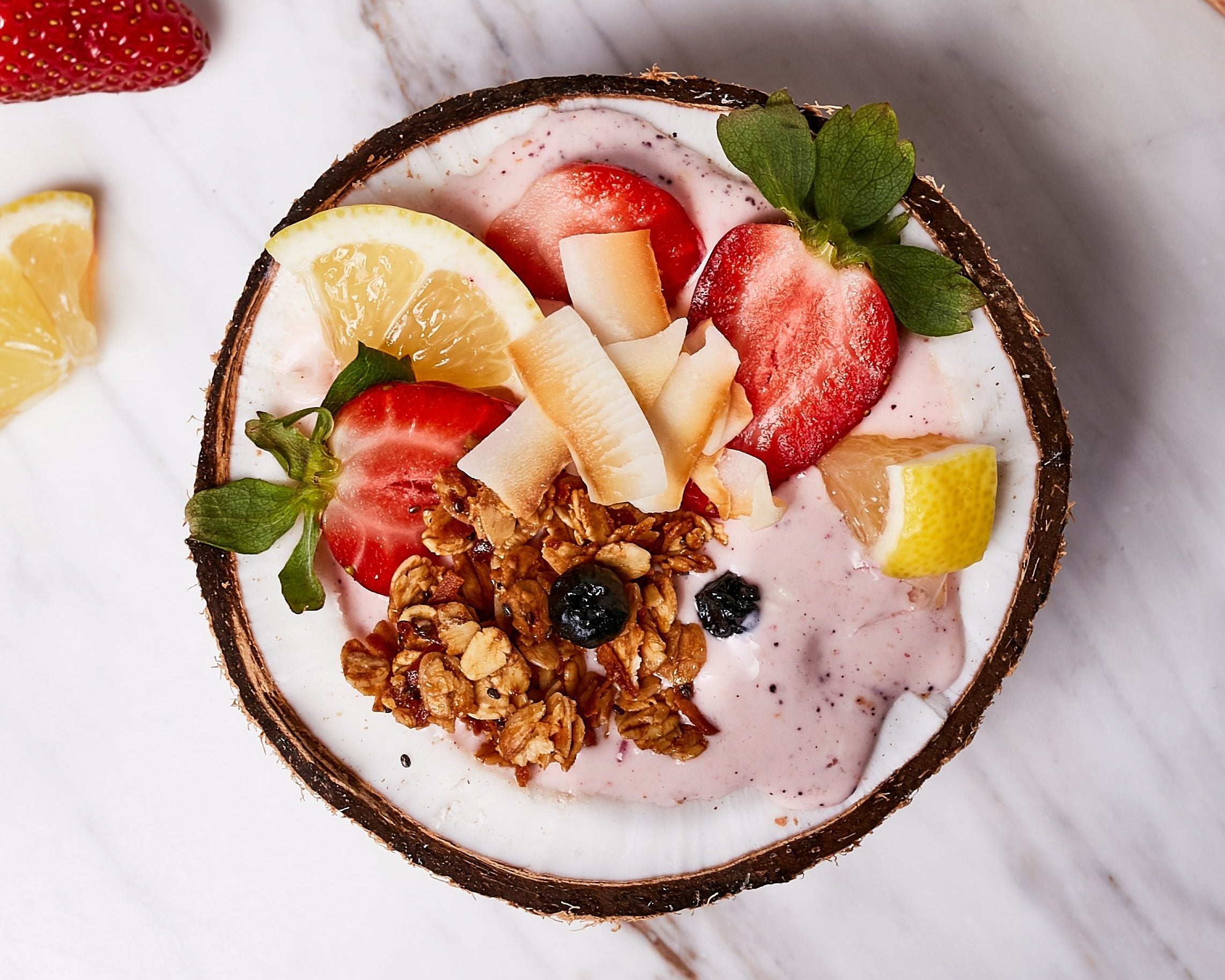 Coconut Smoothie Bowl Amazin'Graze USA