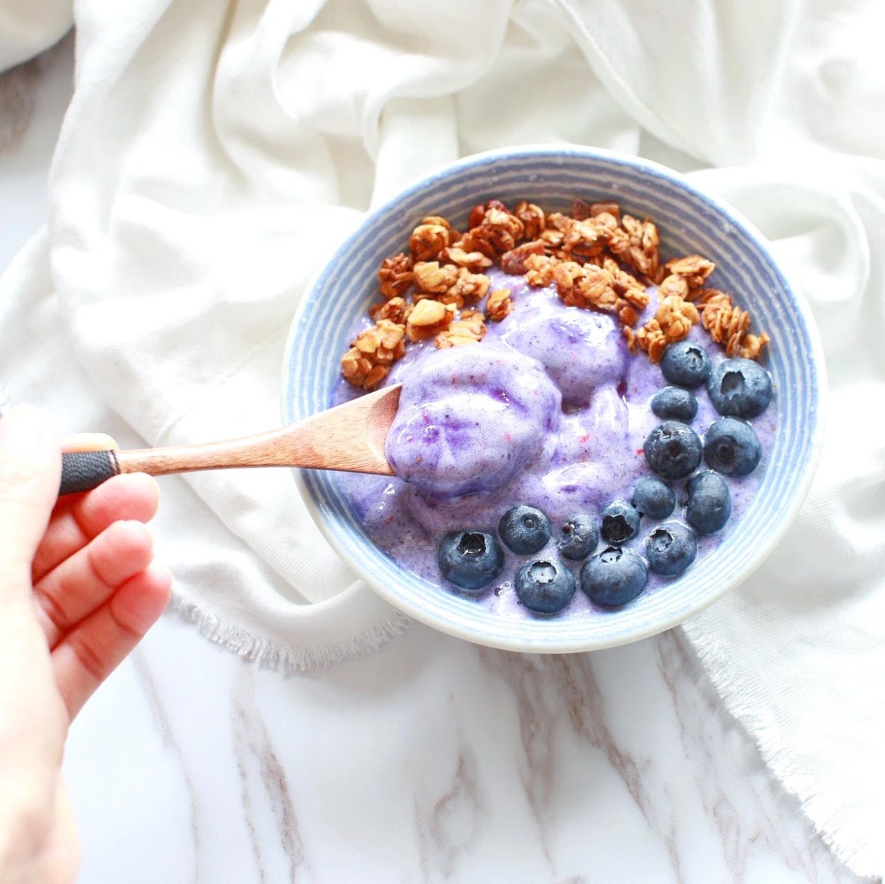 Dreamy Purple Smoothie Bowl Recipe Amazin'Graze USA