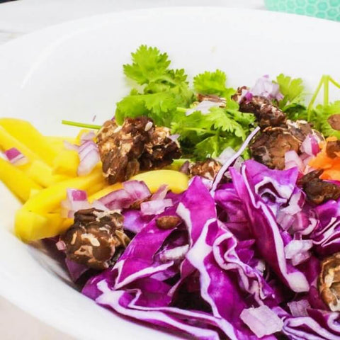 Rainbow Thai Salad with Ginger Sesame Dressing - Amazingraze USA